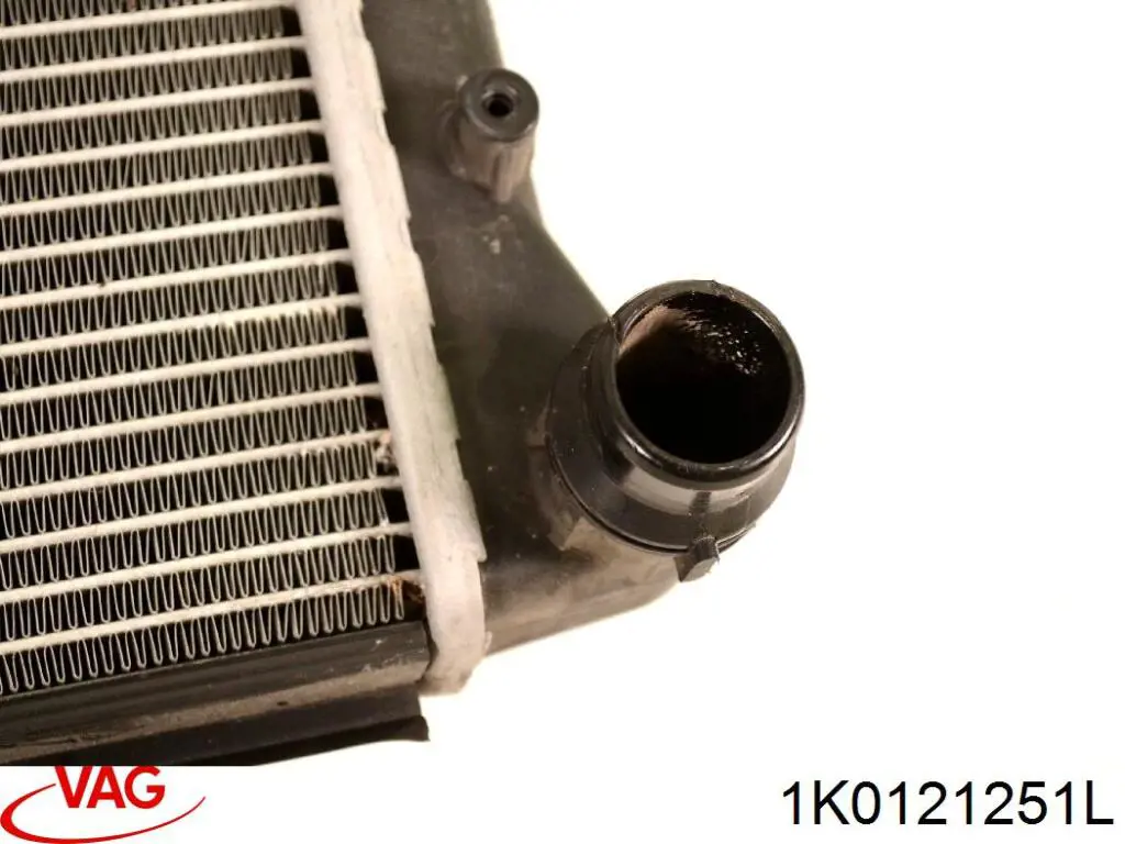 Chłodnica silnika VAG 1K0121251L cena, od 135,37 USD