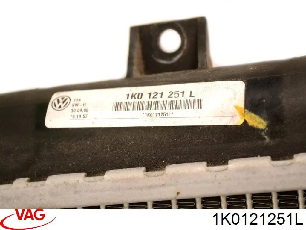 Do koszyka 1K0121251L VAG Chłodnica silnika