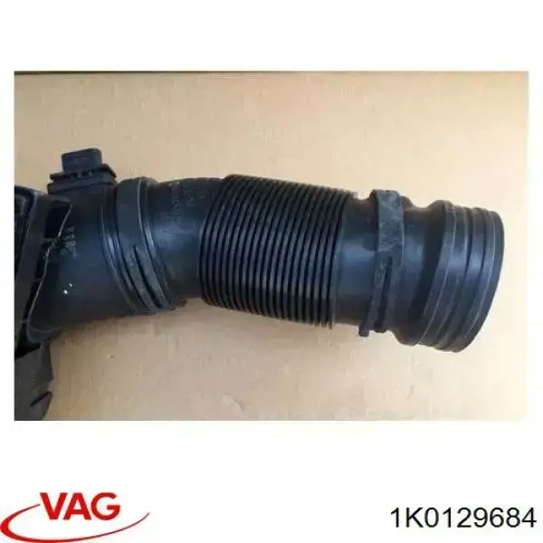 Do koszyka 1K0129684 VAG Króciec powietrza, wylot filtra powietrznego