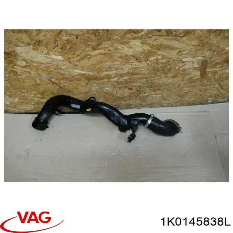 1K0145838L VAG Przewód (króciec) intercoolera