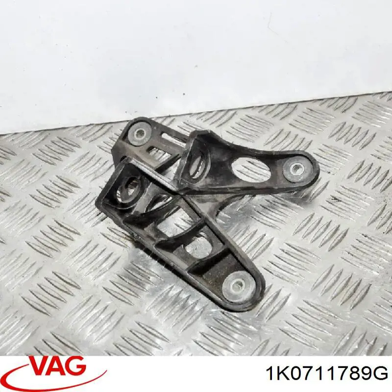 Uchwyt mocujący linkę skrzyni biegów VAG 1K0711789G cena, od 16,26 USD