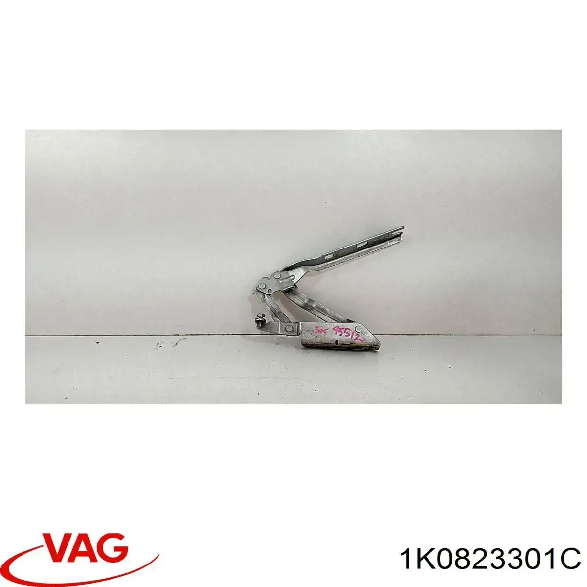 Zawias maski lewy VAG 1K0823301C cena, od 29,95 USD