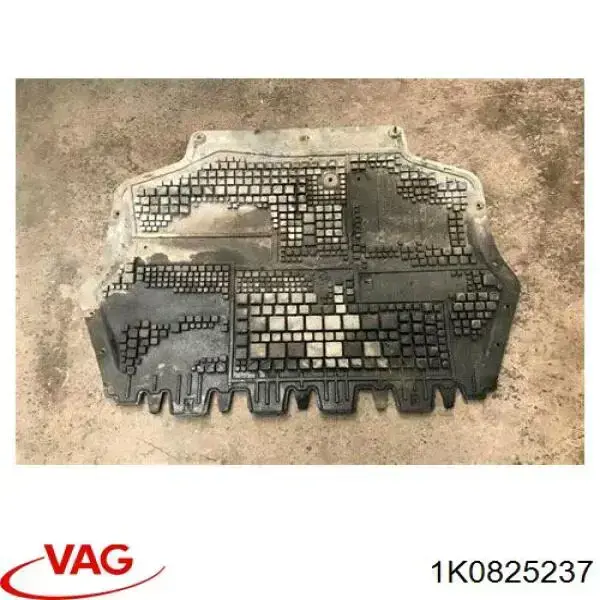 1K0825237 VAG Osłona silnika przednia