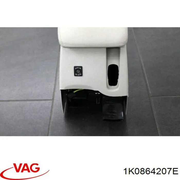Konsola panelu sterowania centralna VAG 1K0864207E cena, od 83,43 USD