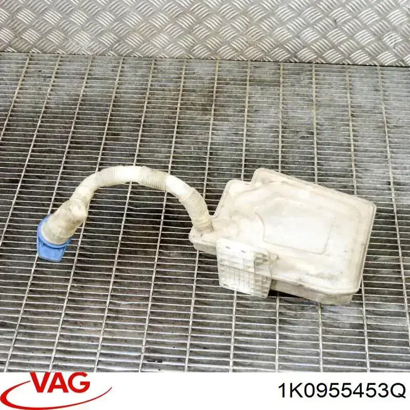 Zbiorniczek spryskiwacza szyb VAG 1K0955453Q