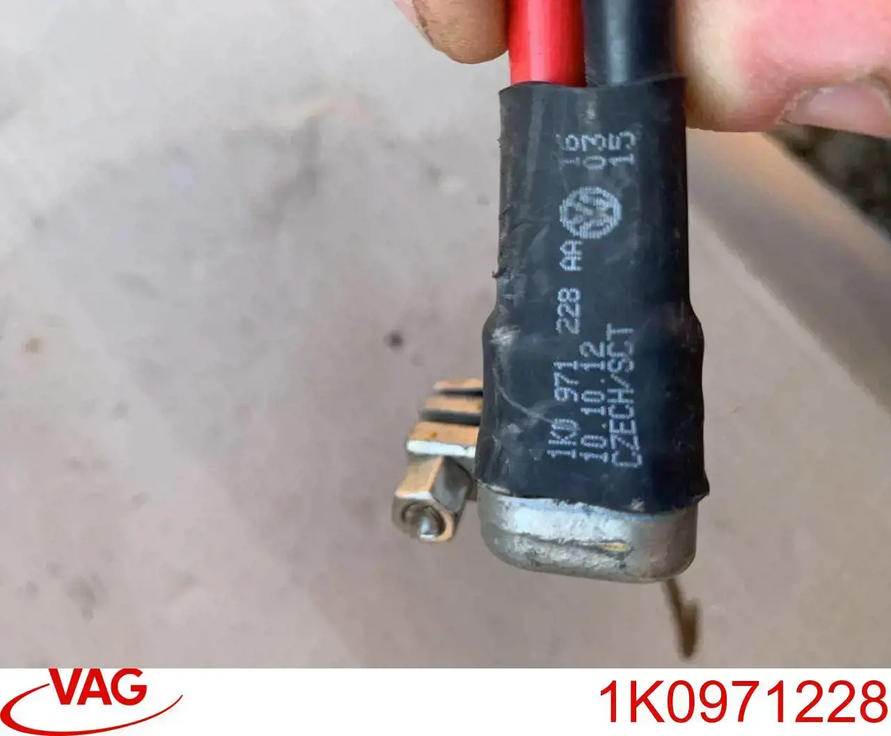 1K0971228 VAG Kabel klemy plusowej akumulatora