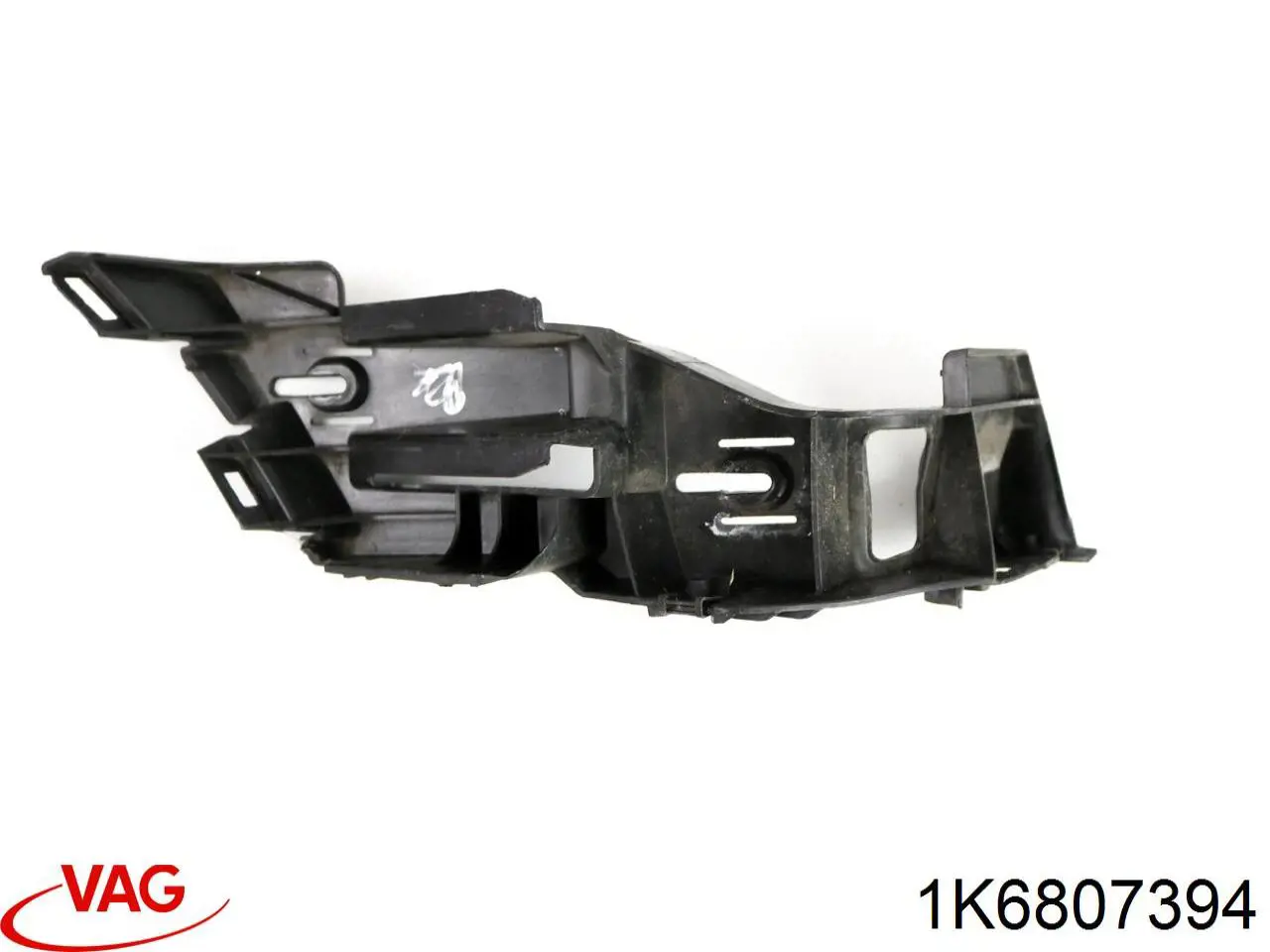 1K6807394 VAG Prowadnica zderzaka tylnego prawa