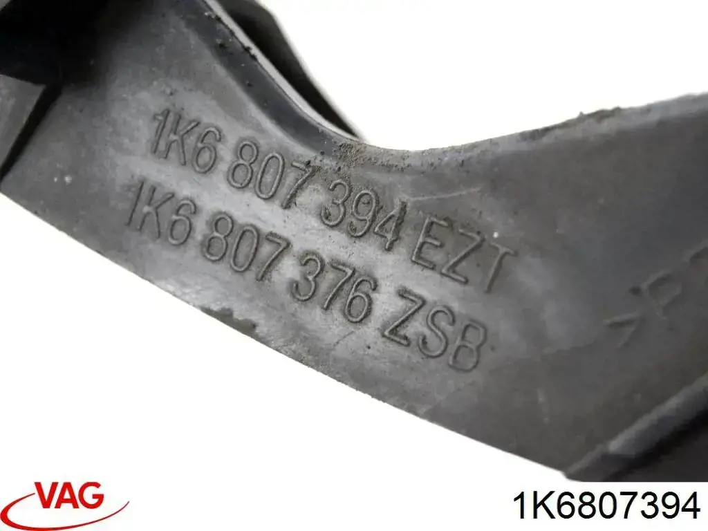 Prowadnica zderzaka tylnego prawa VAG 1K6807394 cena, od 45,97 USD