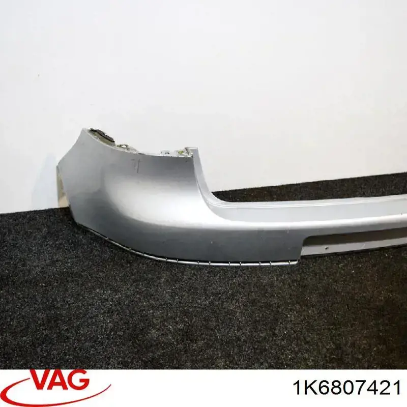Zderzak tylny 1K6807421 VAG