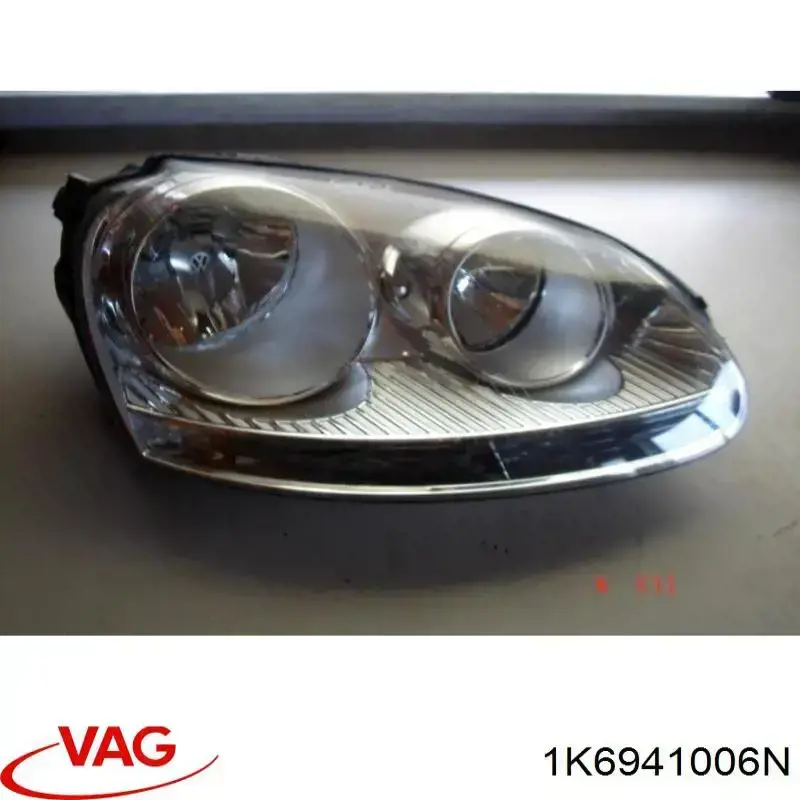 Reflektor prawy VAG 1K6941006N cena, od 134,08 USD