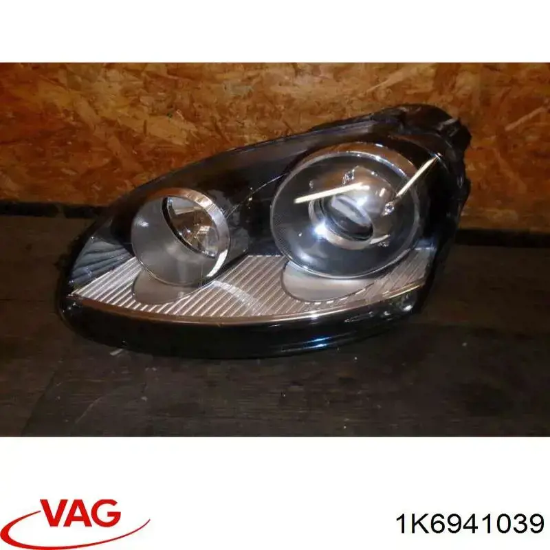 Reflektor lewy VAG 1K6941039 cena, od 275,52 USD