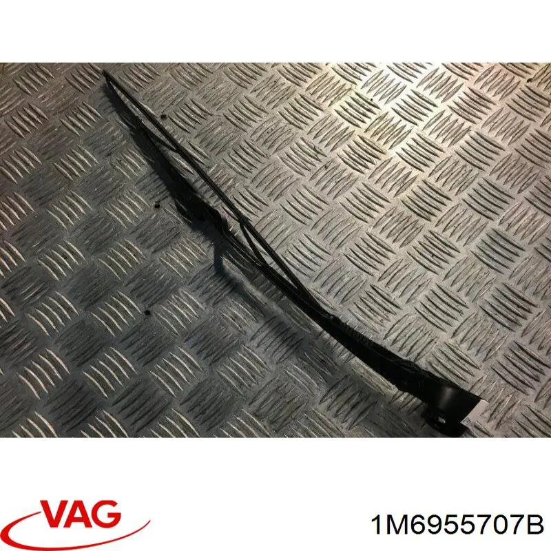 Pióro wycieraczki szyby tylnej VAG 1M6955707B cena, od 30,69 USD