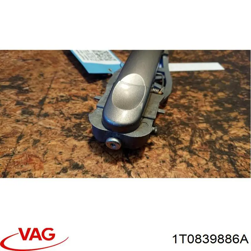 Pałąk zewnętrznej klamki drzwi tylnych prawych VAG 1T0839886A cena, od 45,97 USD