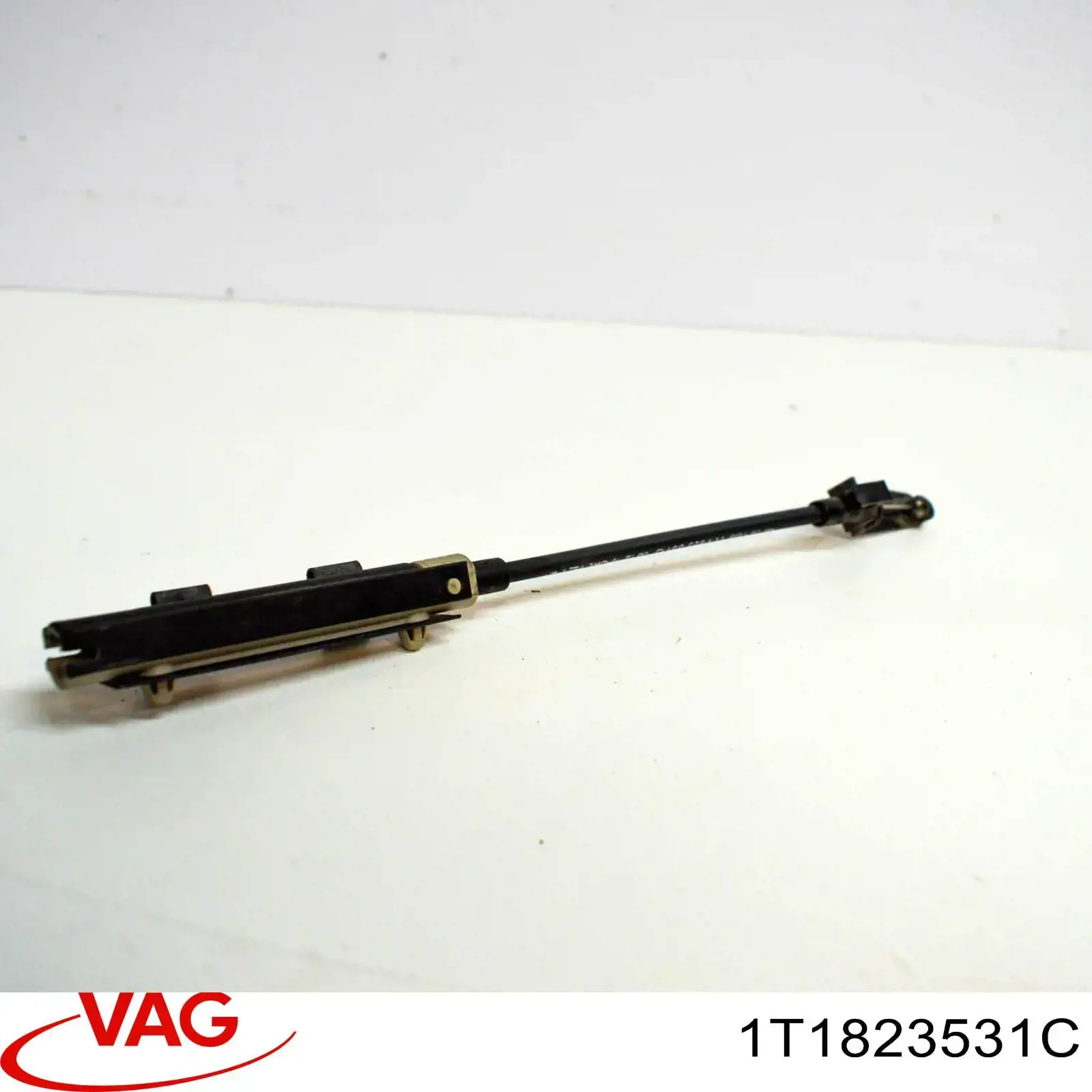 1T1823531C VAG Linka otwierania maski przednia