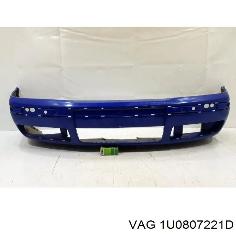 1U0807221D VAG Zderzak przedni