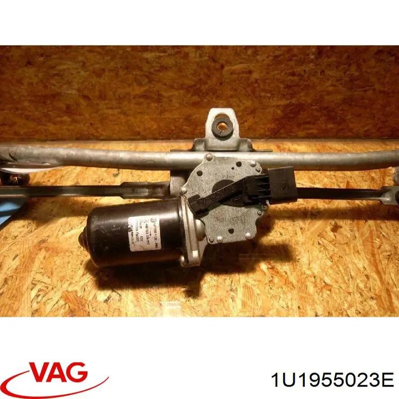 Mechanizm wycieraczek VAG 1U1955023E cena, od 44,12 USD