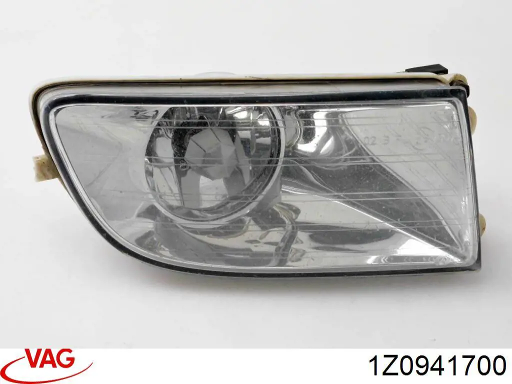 Lampa przeciwmgielna prawa VAG 1Z0941700 cena, od 49,37 USD