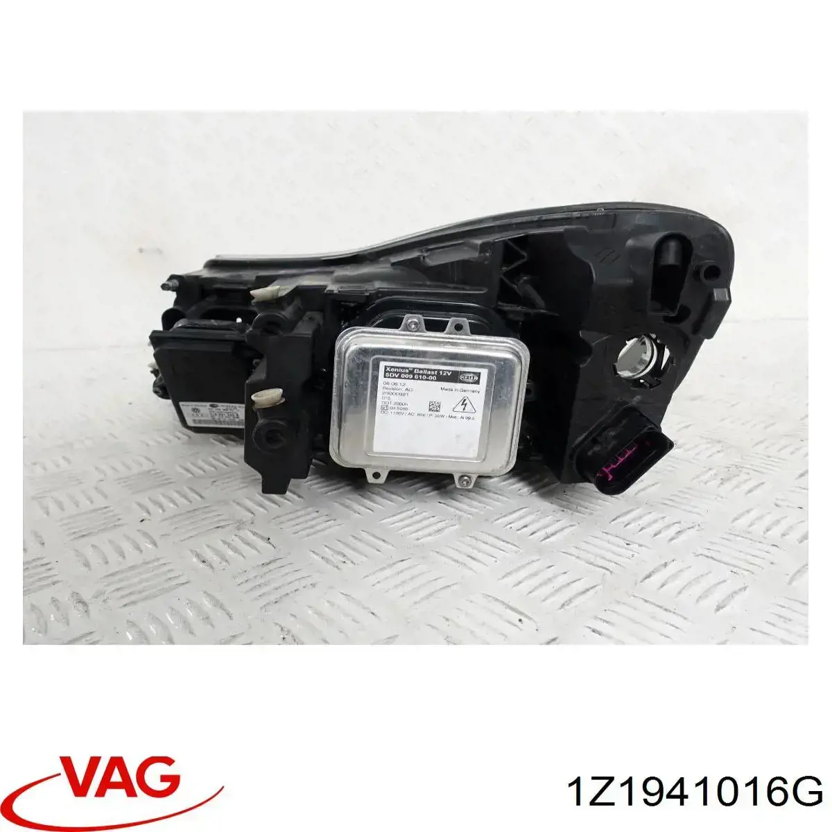 1Z1941016G VAG Reflektor prawy