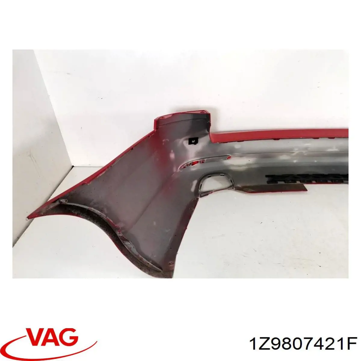Zderzak tylny 1Z9807421F VAG