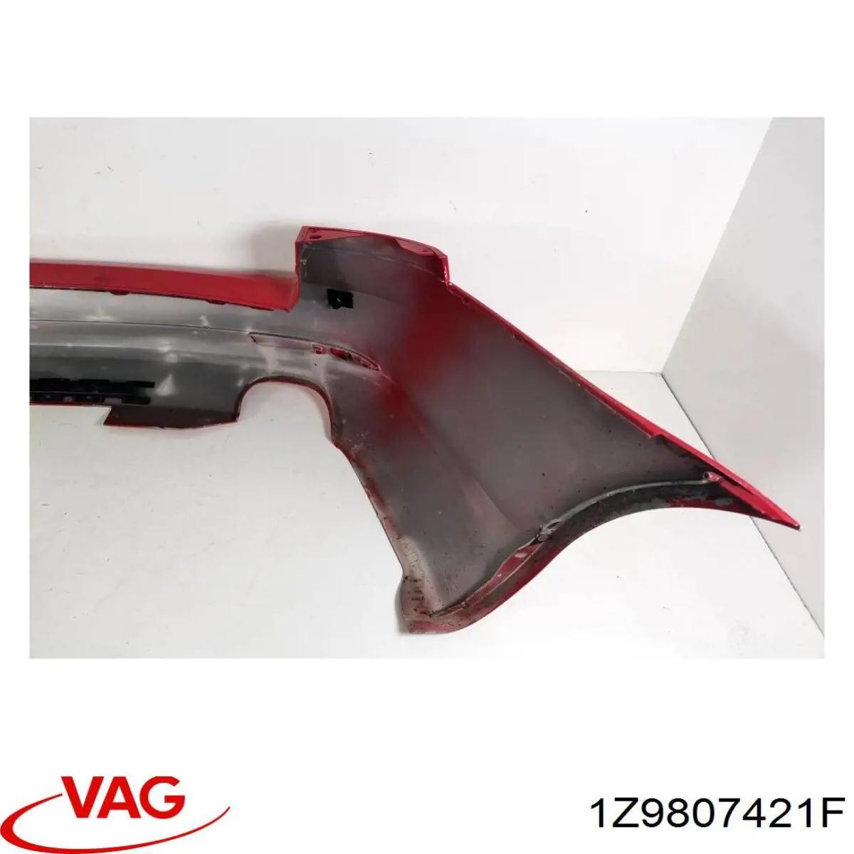 Zderzak tylny VAG 1Z9807421F cena, od 108,74 USD