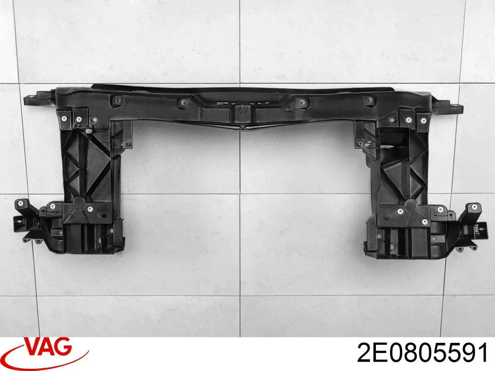 Osłona chłodnicy kompletna (panel mocowania reflektorów) VAG 2E0805591 cena, od 146,33 USD