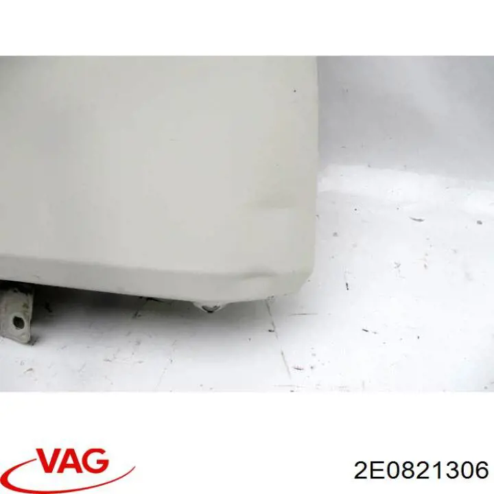 Do koszyka 2E0821306 VAG Błotnik przedni prawy