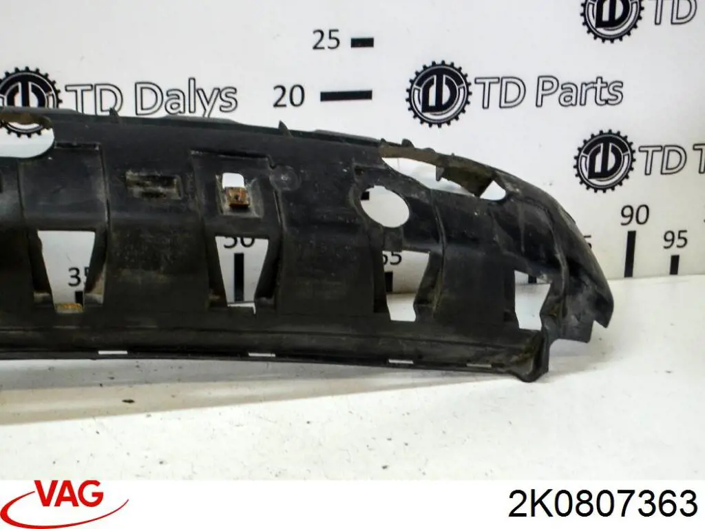 2K0807363 VAG Zderzak tylny