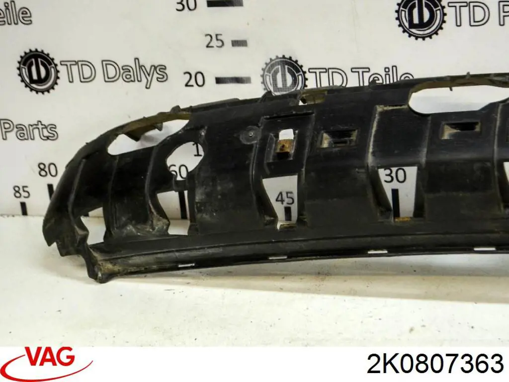 Zderzak tylny VAG 2K0807363 cena, od 170,26 USD
