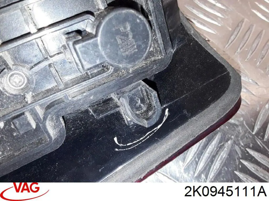 2K0945111A VAG Lampa zespolona tylna lewa