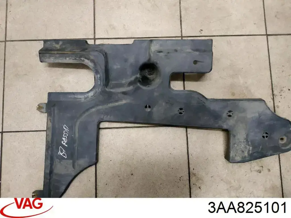 3AA825101 VAG Osłona podwozia lewa