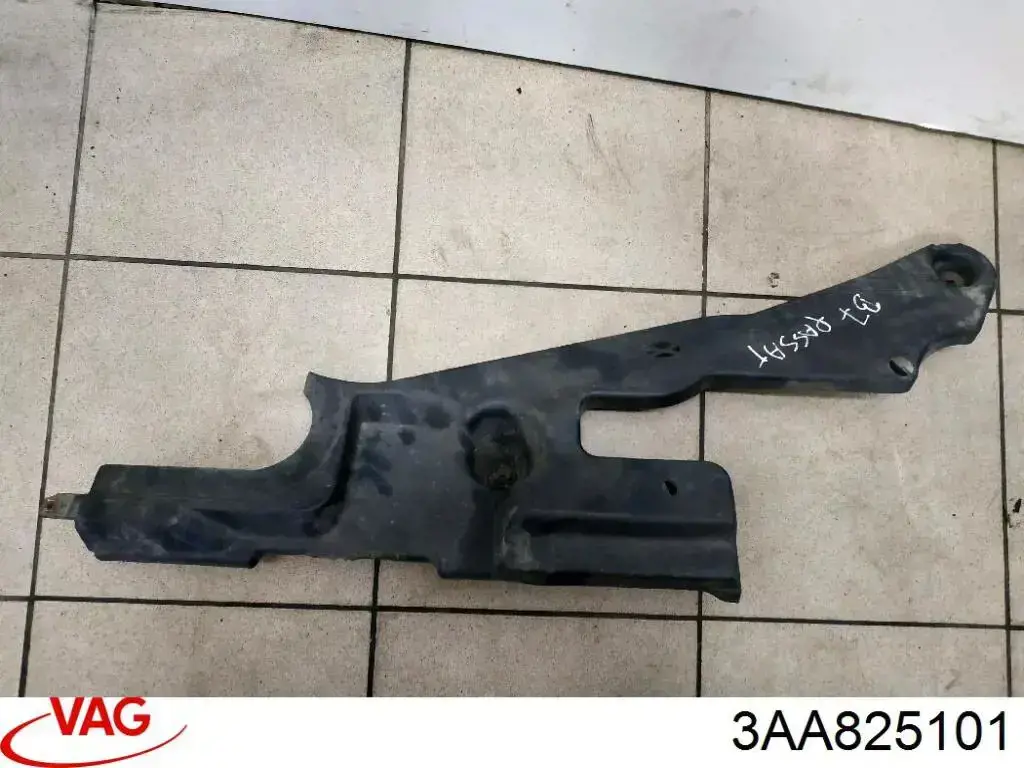 Do koszyka 3AA825101 VAG Osłona podwozia lewa