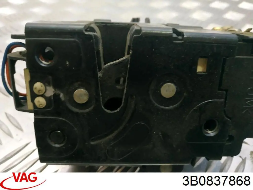  VAG 3B0837868 cena, od 52,78 USD