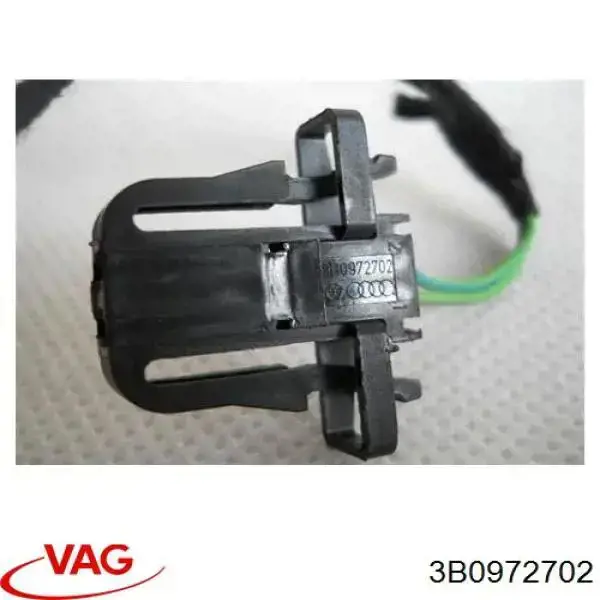 Złącze lampy oświetlenia tablicy rejestracyjnej VAG 3B0972702 cena, od 9,69 USD