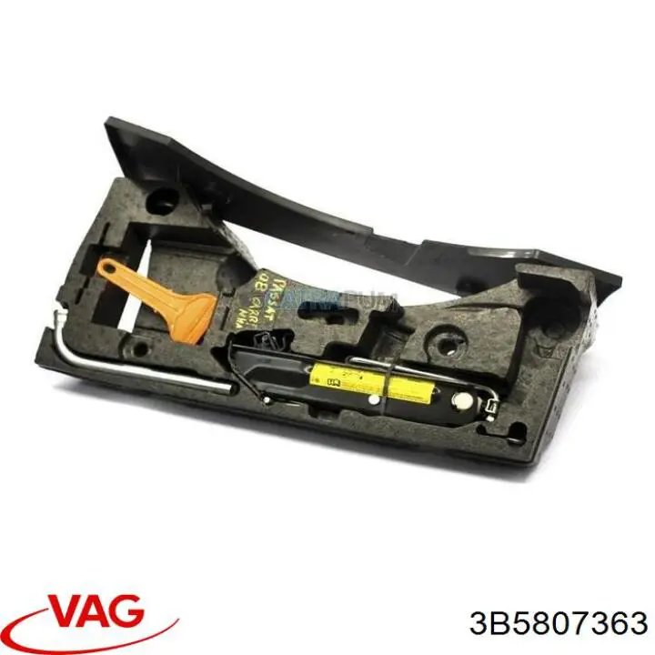 Zderzak tylny VAG 3B5807363 cena, od 162,86 USD