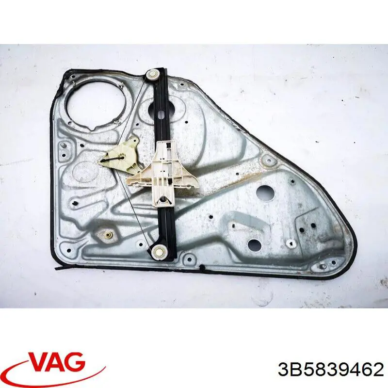 Mechanizm podnoszenia szyby drzwi tylnych prawych 31839032 AND