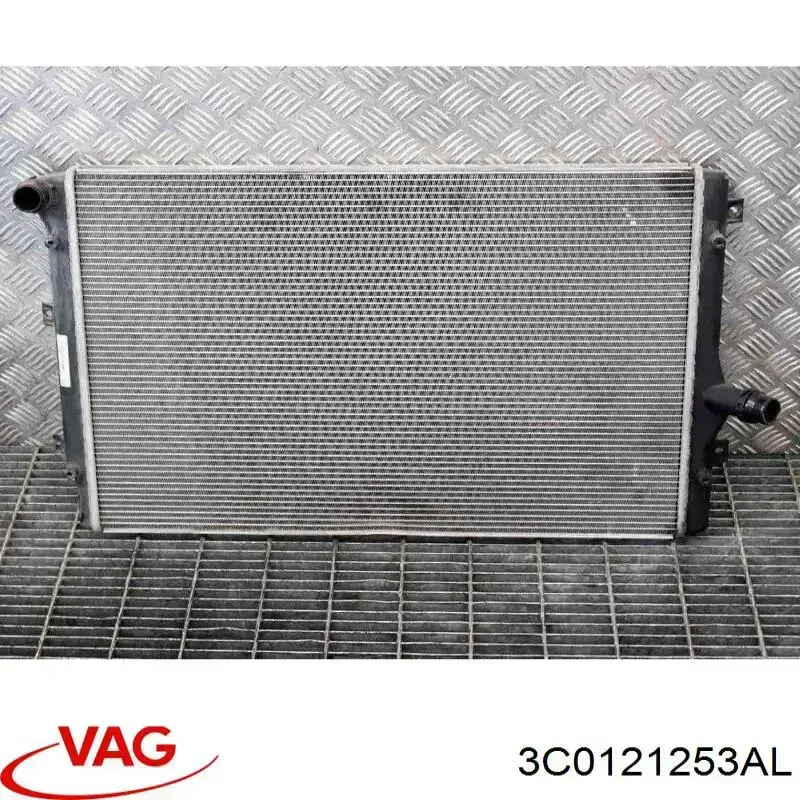 Chłodnica silnika VAG 3C0121253AL cena, od 99,96 USD