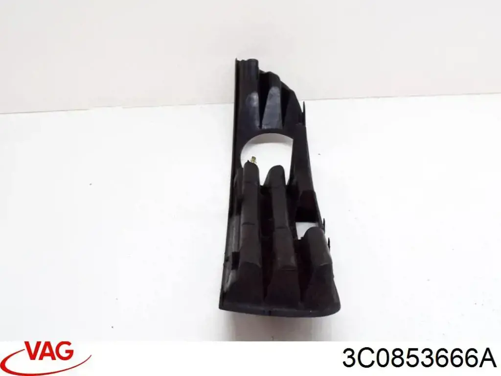 Do koszyka 3C0853666A VAG Zaślepka (kratka) lamp przeciwmgielnych zderzaka przedniego prawa