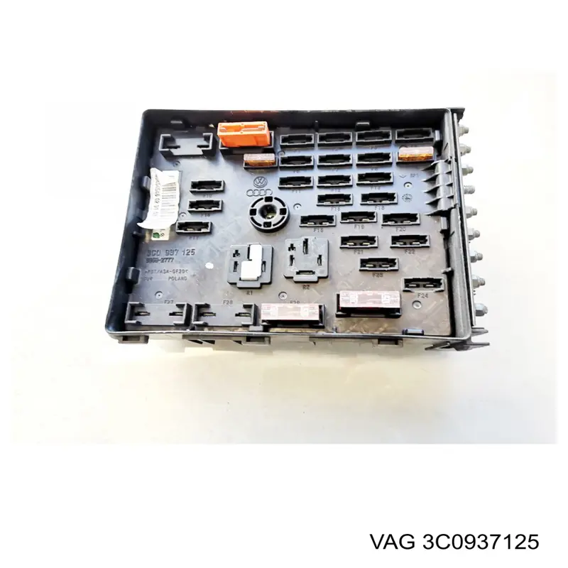 Skrzynka bezpieczników Volkswagen Passat B6 sedana (3C2) (2005 - 2011) cena, od 61,54 USD