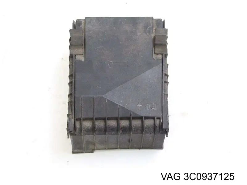 Do koszyka Skrzynka bezpieczników Volkswagen Passat B6 3C2