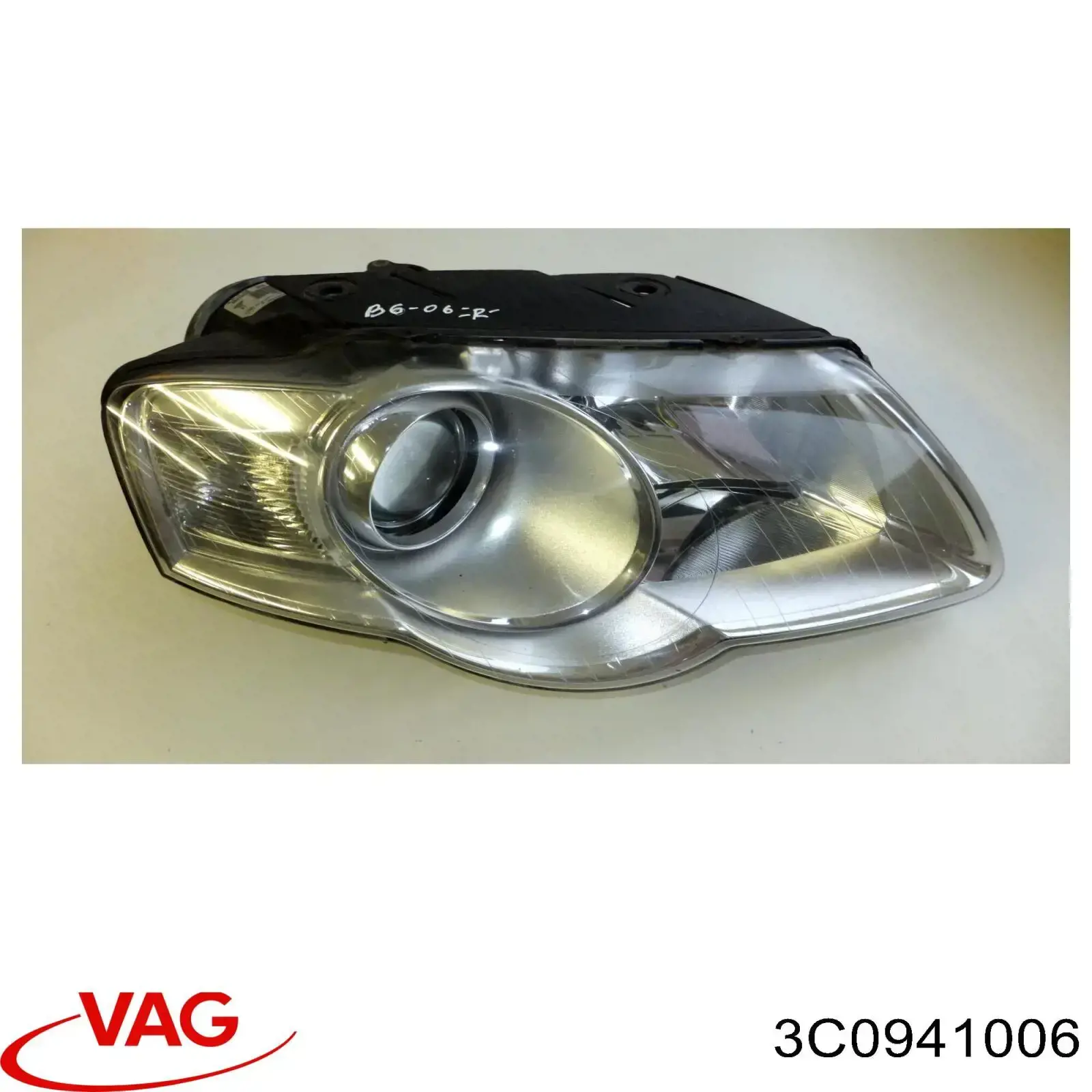 3C0941006 VAG Reflektor prawy