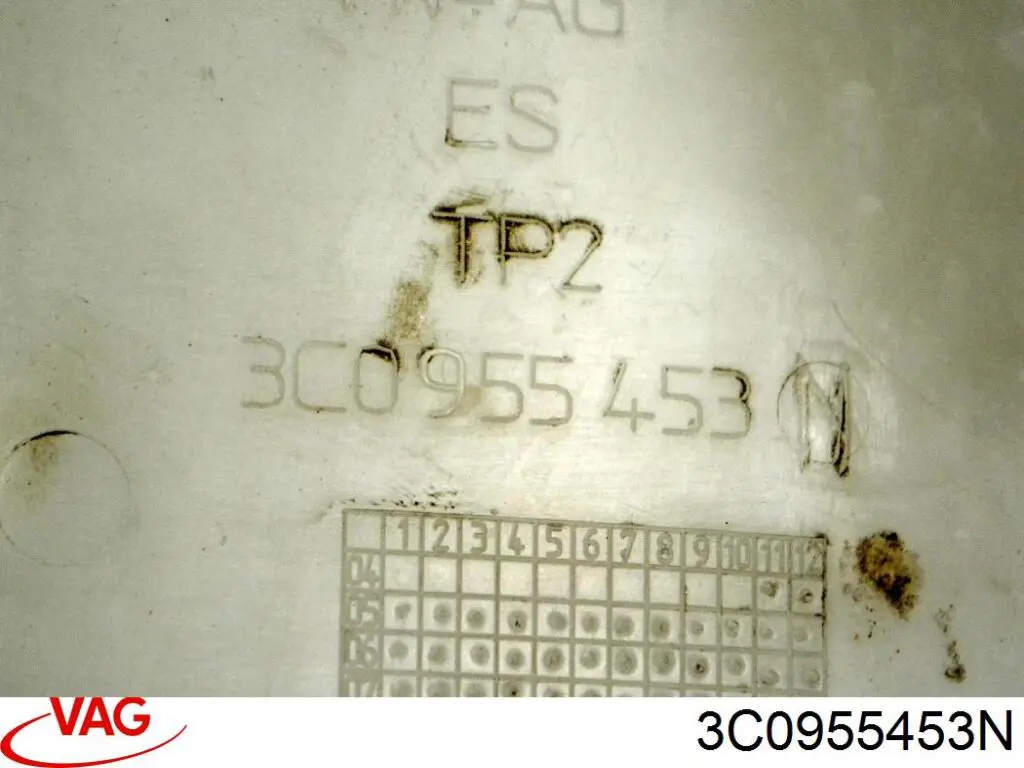 Zbiorniczek spryskiwacza szyb VAG 3C0955453N cena, od 41,06 USD
