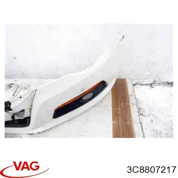 Zderzak przedni VAG 3C8807217 cena, od 111,36 USD