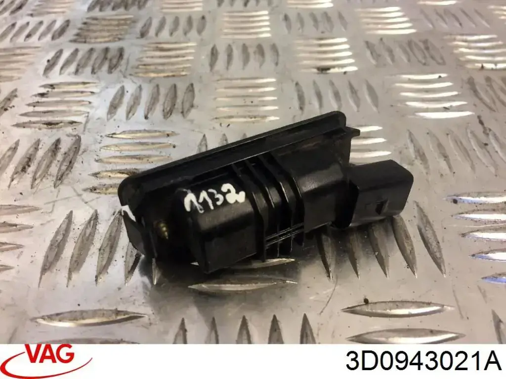 3D0943021A VAG Lampa oświetlenia tylnej tablicy rejestracyjnej