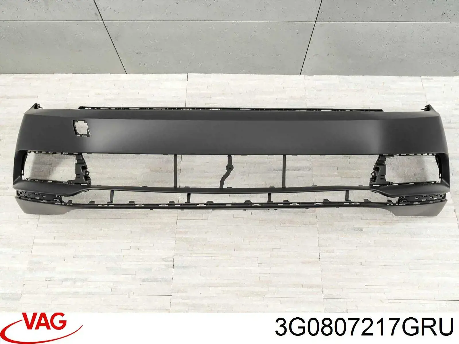 Zderzak przedni 3G0807217GRU VAG