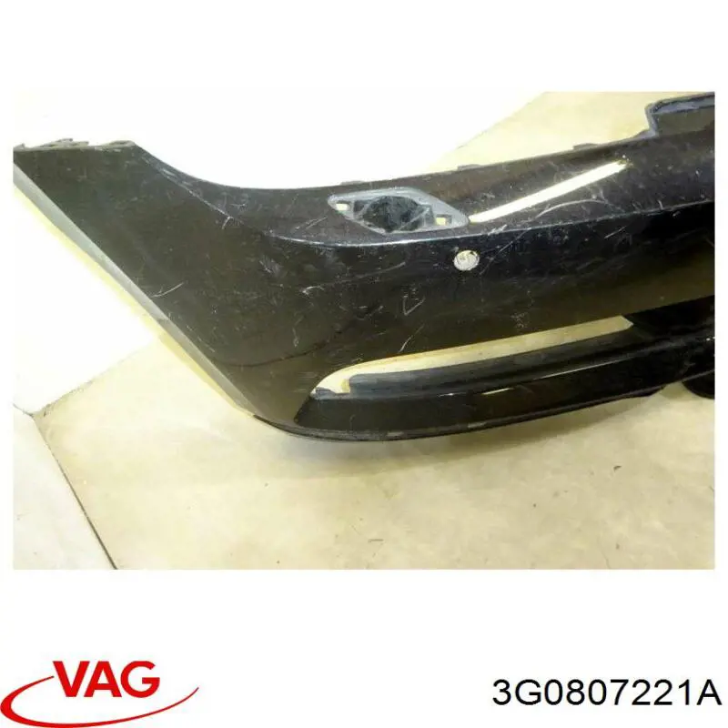 Zderzak przedni VAG 3G0807221A cena, od 114,28 USD
