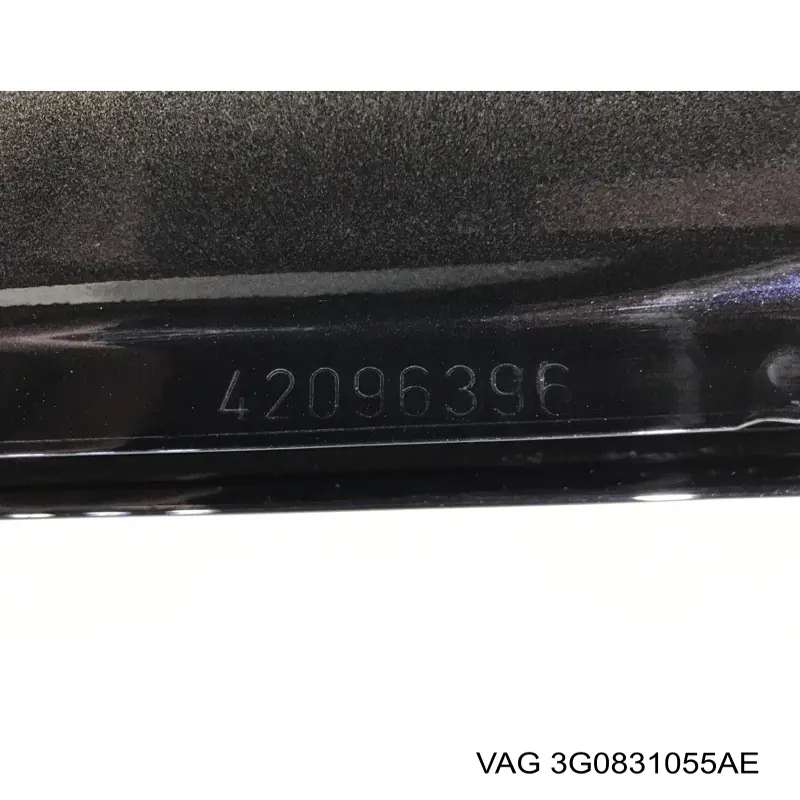 Drzwi przednie lewe VAG 3G0831055AE cena, od 898,95 USD