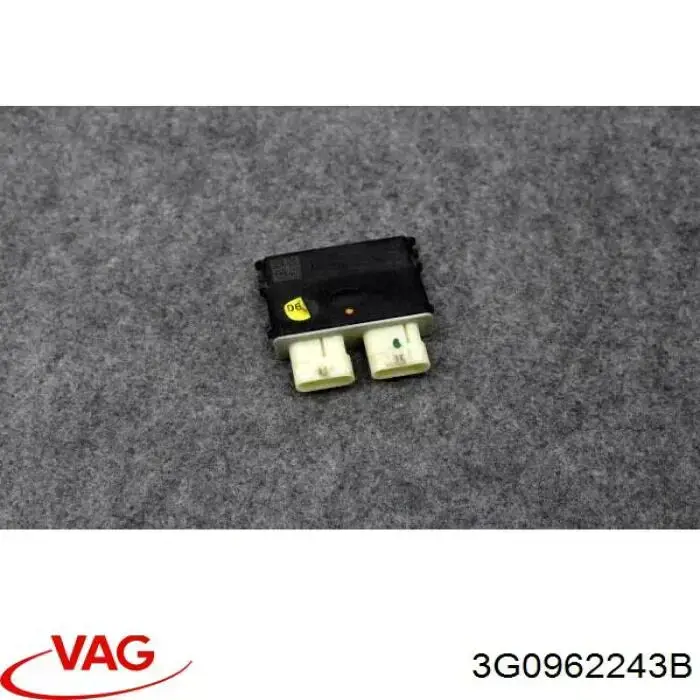 Sterownik klapy bagażnika (3/5 drzwi tylnych) VAG 3G0962243 cena, od 81,72 USD