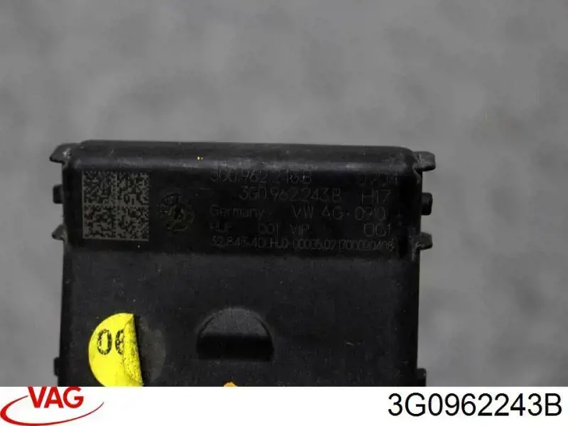 Do koszyka 3G0962243 VAG Sterownik klapy bagażnika (3/5 drzwi tylnych)