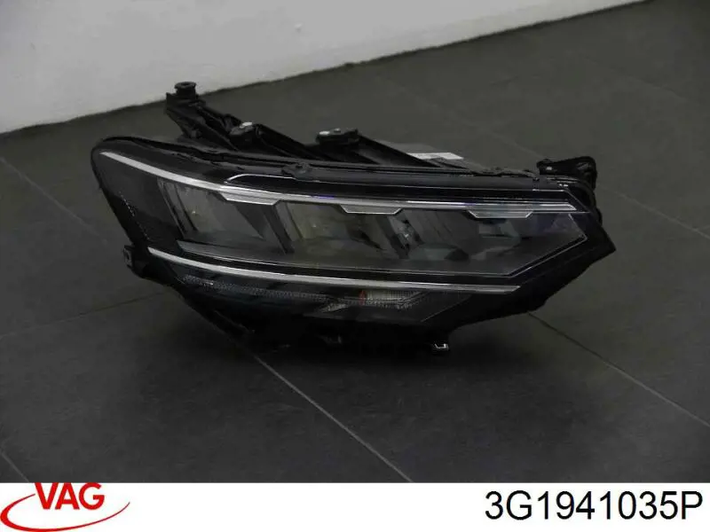 Reflektor lewy VAG 3G1941035P cena, od 579,25 USD