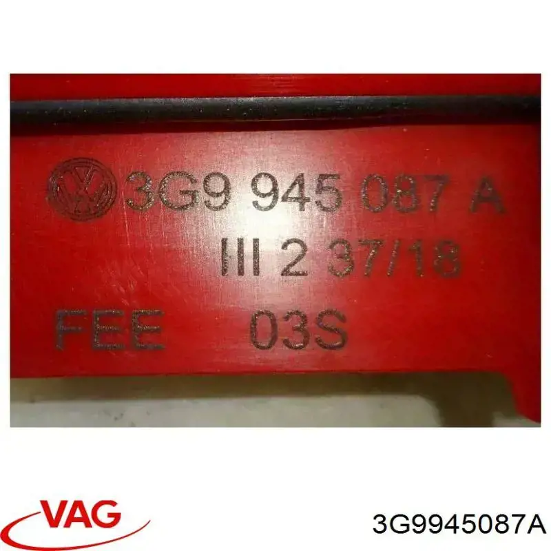 Lampa stop tylna dodatkowa VAG 3G9945087A cena, od 103,86 USD